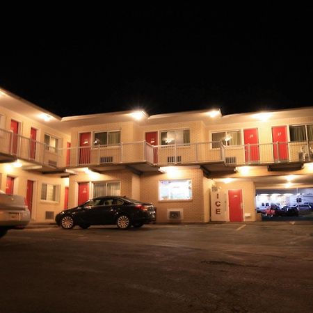 Lake City Motel Dartmouth Extérieur photo