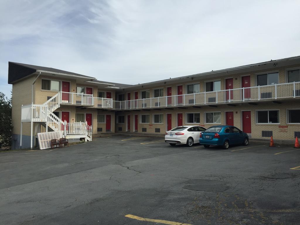 Lake City Motel Dartmouth Extérieur photo