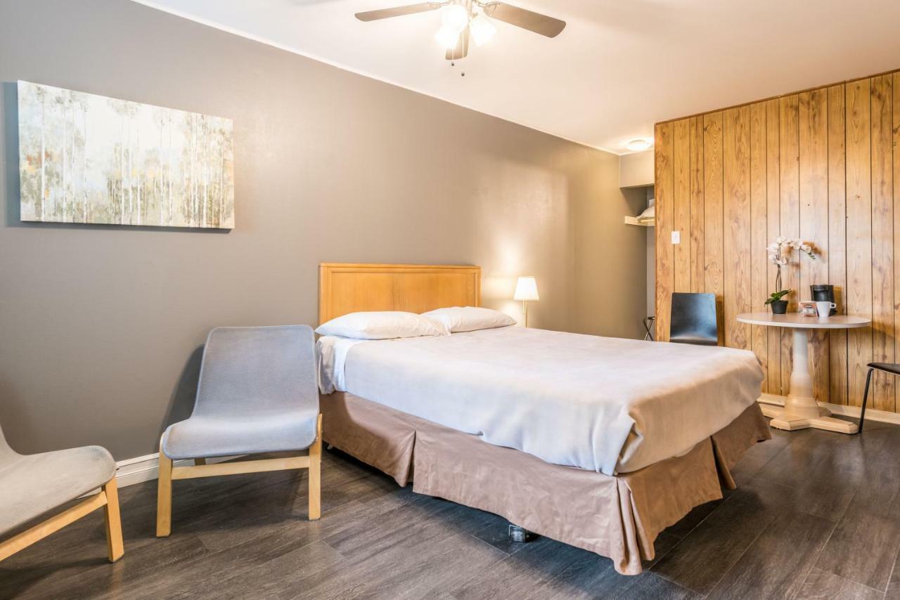 Lake City Motel Dartmouth Extérieur photo