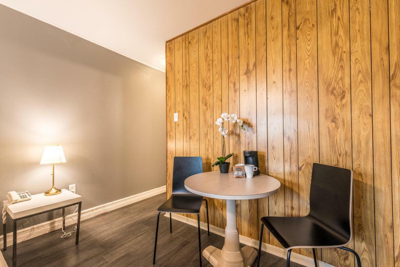 Lake City Motel Dartmouth Extérieur photo